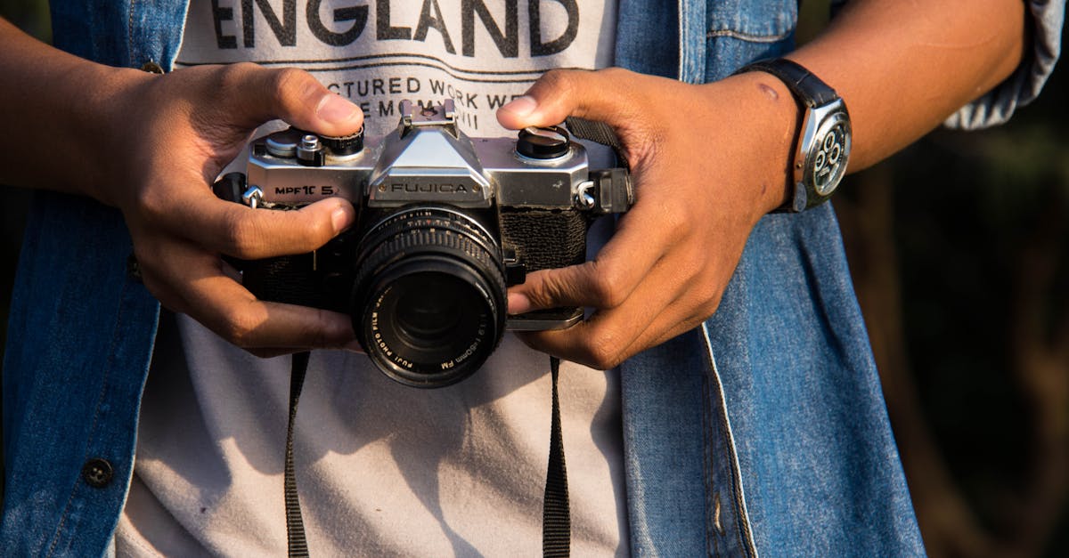 découvrez l'évolution humaine, des origines de nos ancêtres aux développements clés qui ont façonné notre espèce à travers le temps.