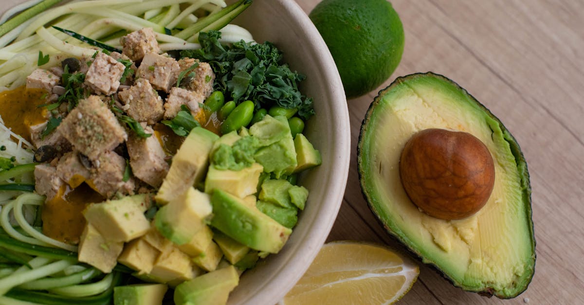 découvrez comment l'eau citronnée peut aider à brûler les graisses naturellement et booster votre métabolisme pour une perte de poids efficace.