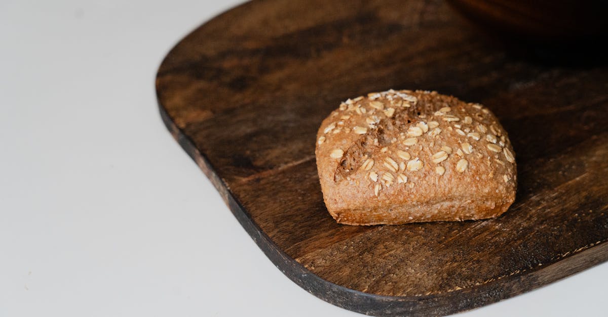 découvrez notre pain de blé complet, riche en fibres et en saveurs naturelles, idéal pour une alimentation saine et équilibrée.