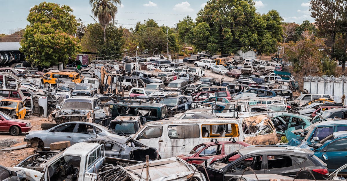 découvrez l'impact des voitures électriques sur la pollution environnementale et comment elles peuvent contribuer à un avenir plus propre.