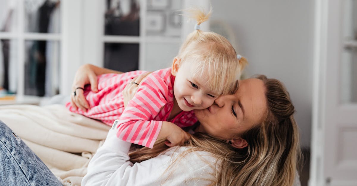 découvrez nos conseils pratiques pour entretenir et renforcer votre relation à distance, maintenir la connexion et surmonter les défis du quotidien.