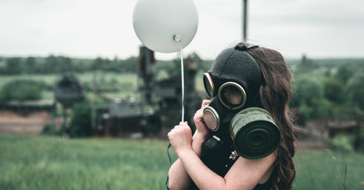 découvrez les principes essentiels de la sûreté nucléaire pour protéger les personnes et l'environnement des risques liés à l'énergie nucléaire.