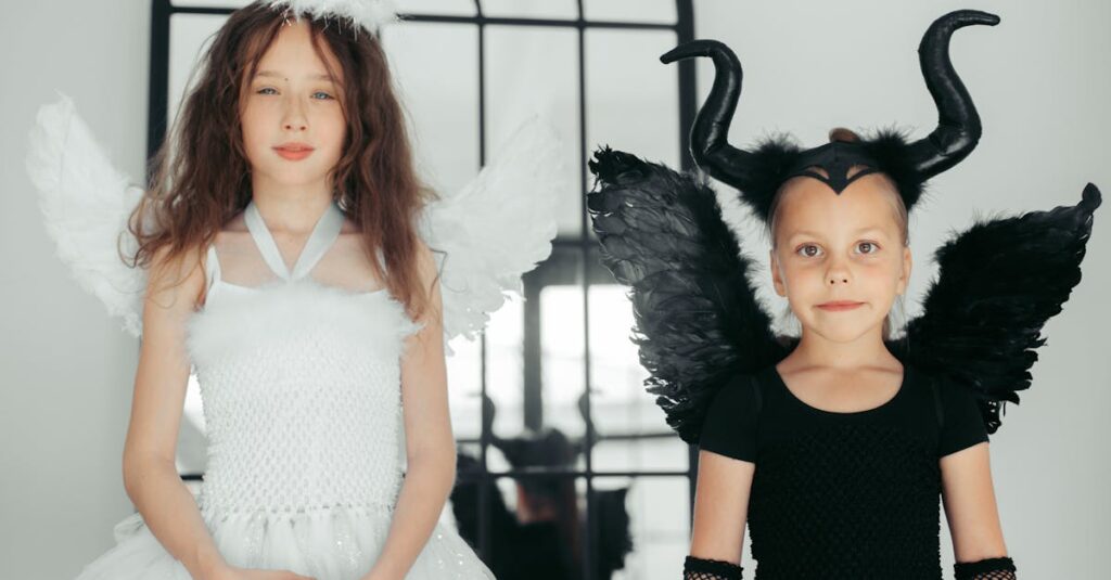 Les opposés s’attirent — Réalité ou fausse croyance ? découvrez comment les opposés s'attirent dans cette exploration fascinante des relations complémentaires et des différences qui rapprochent.