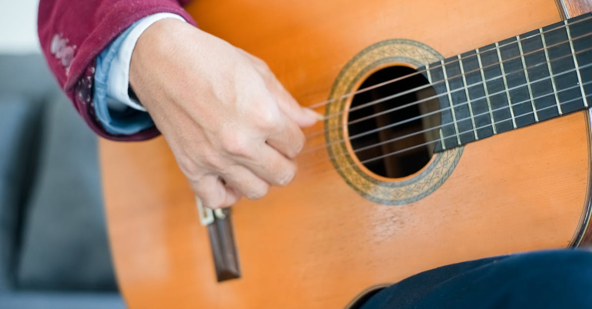 découvrez l'impact du trou dans la couche d'ozone sur l'environnement et la santé, ainsi que les mesures prises pour protéger notre planète.