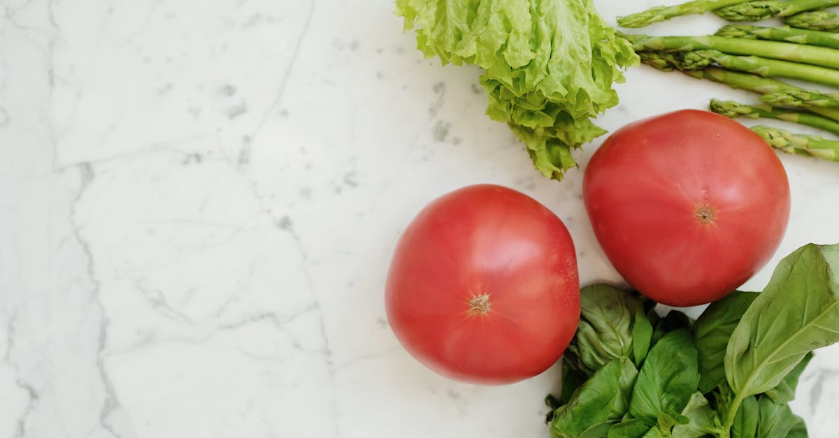 découvrez un régime alimentaire adapté pour soulager la gastrite, avec des conseils nutritionnels pour réduire l'inflammation et favoriser la guérison de l'estomac.