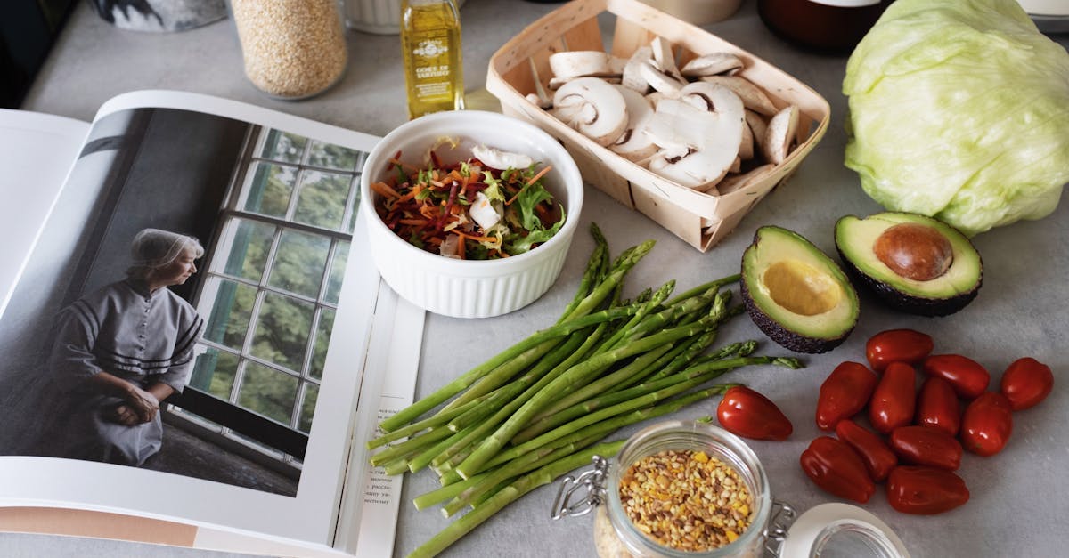 découvrez des conseils nutritionnels adaptés pour bien vivre la ménopause, favoriser votre bien-être et équilibrer votre alimentation pendant cette période.