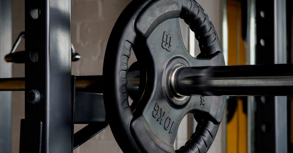 découvrez les meilleures stratégies nutritionnelles pour optimiser votre prise de masse musculaire et améliorer vos performances sportives.